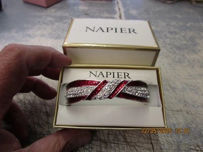 NUEVO EN CAJA Pulsera Napier Plata y Cinta Roja Gran Regalo de Navidad Foto 1 de 3