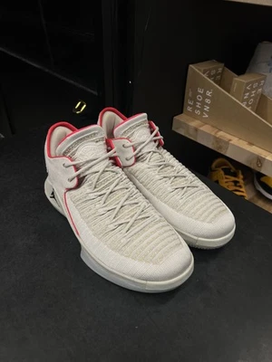 Jordan XXXII Low Gordon St. Talla 8.5, seminuevo Foto 1 de 4