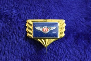Vintage Metal Bentley Hat Pin Lapel Pin Crest Emblem Accessory Badge - Picture 1 of 3