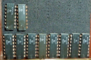 10 Texas Instruments SN74S32N IC's Logic Gate - Picture 1 of 1