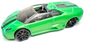 2018 HOT WHEELS LAMBORGHINI REVENTON ROADSTER GREEN 1:64 DIECAST 2 3/4" CAR - Picture 1 of 6