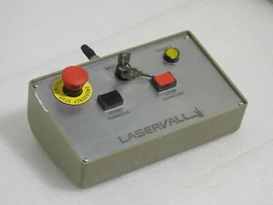 Panel de control láser del operador LASERVALL - Imagen 1 de 8