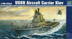 Trumpeter 05704 1/700 USSR Kiev aircraft carrier