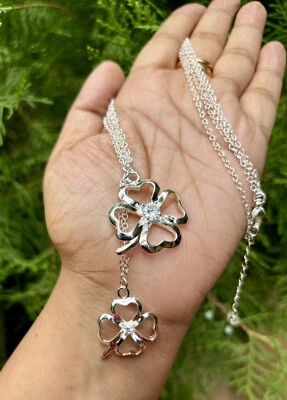 Collana con ciondolo medaglione doppio fiore in argento sterling 925 con catena - Immagine 1 di 4