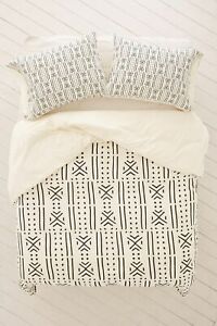 New Urban Outfitters Holli Zollinger For DENY Geo Stripe Duvet Cover Twin XL