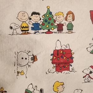 Vtg PEANUTS Snoopy Holiday Christmas Vinyl Tablecloth With Flannel Back 52x68 - Picture 1 of 7