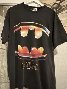 Kith x Batman Logo Vintage Tee Black (KHM032755-001) Size Medium - Bild 1 von 8