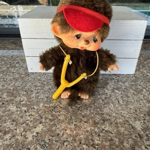 Sekiguchi Monchhchichi With  Yellow Sling Shot Red Hat Vintage - Picture 1 of 13