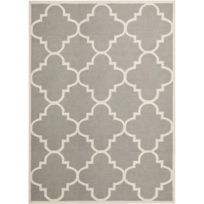 SAFAVIEH Dhurries DHU633B Handwoven Grey / Ivory Rug - Image 1 of 4