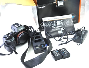 Sony A7 Digitalkamera ILCE-7 24,3 MP Body, Auslösungen/shutter count 30112 - Bild 1 von 5