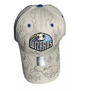 Cappello vintage Kansas City Wizards firmato Lamar Hunt e vari giocatori raro - Foto 1 di 7