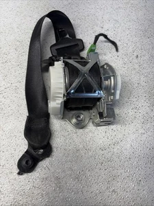 08-14 MERCEDES W204 C300 C250 C350 FRONT LEFT DRIVER SEAT BELT A2048600186 OEM - Picture 1 of 18