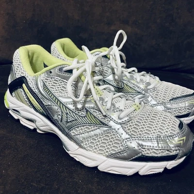 Mizuno Wave Inspire 9 Running Shoe Trainer Women’s  Size 9 Silver Yellow XLNT - Image 1 of 4