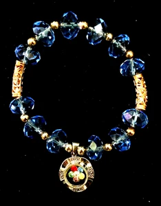 Blau Kristall Perlen Stretch Armband - 18KGP Memory Medaillon Charm - Bild 1 von 1
