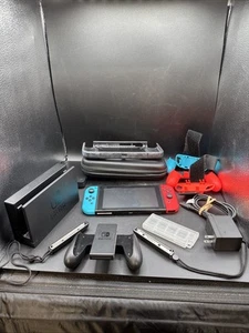 Nintendo Switch HAC-001 mit Dock Zubehör Case Extras Rot Blau OEM - Bild 1 von 13
