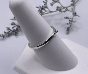James Avery Charm Ring Sz 8.5 - Picture 1 of 7