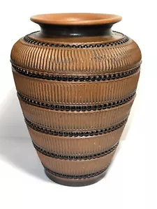 VINTAGE POTTERY SGRAFFITO VASE DECORATED CLAY MADE IN WEST GERMANY - Picture 1 of 8