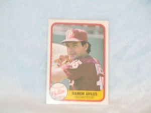 Ramon Aviles, Philadelphia Phillies, Shortstop 1981 Fleer #23 - Picture 1 of 2