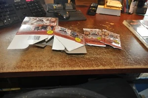 2008 wwe ultimate rivals trading topps empty box + 6 empty trading cards packs  - Bild 1 von 7