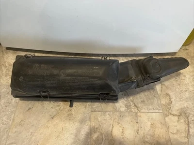 Kit de caixa de entrada de limpador de ar VW Beetle Bug refrigerado a ar-113 129 607 L Volkswagen  - Imagem 1 de 4