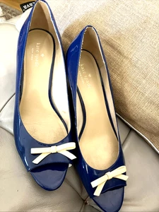 Kate Spade Royal Blue Patent Leather With White Bow Shoes 10M Wedge Heel - Picture 1 of 7