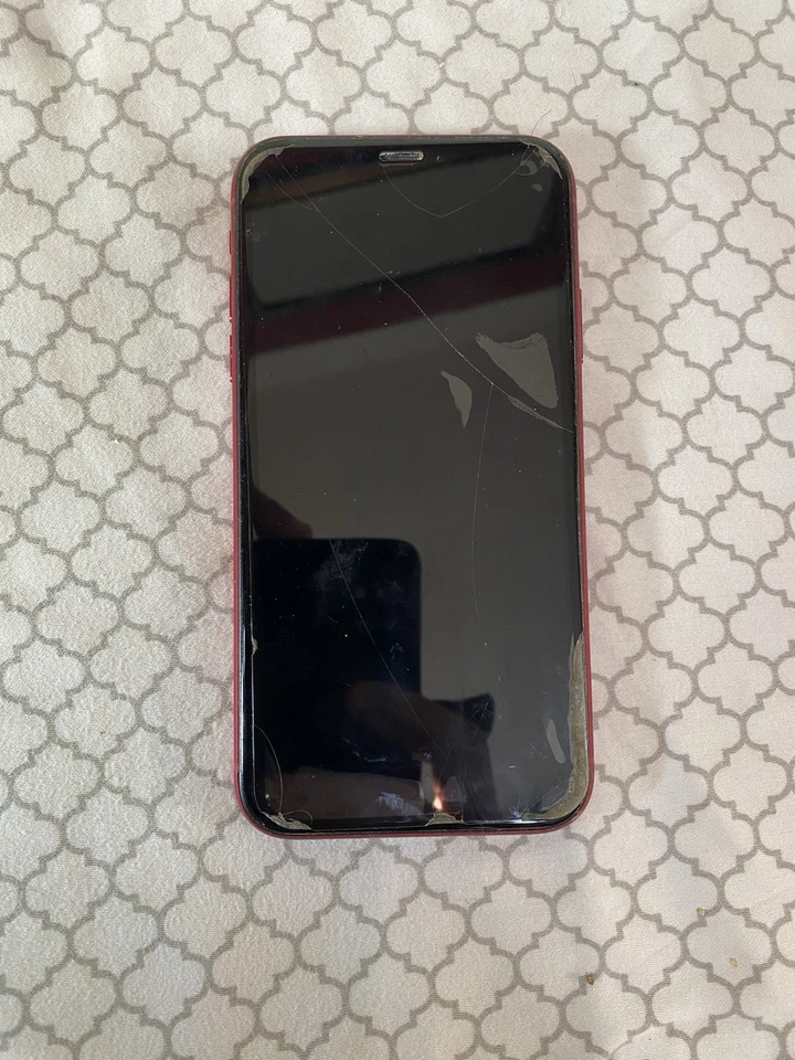 Iphone 11 SOLO PARA REPUESTOS Foto 1 de 4