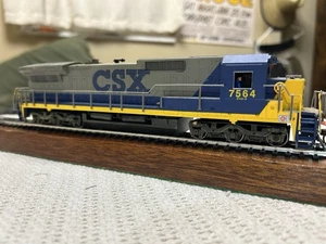 HO Bachmann Spectrum GE Dash 8-40C Diesel - CSX #7564 - (TESTED) - Picture 1 of 8