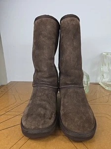 UGG Classic Tall II Sz 6 Chocolate Suede Sheepskin Lining Rollable Comfort GUC - Picture 1 of 14