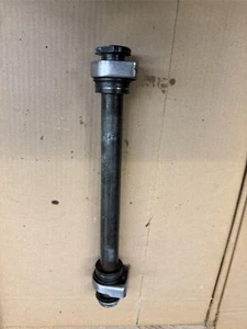 APRILIA SL1000 SL 1000 2002 FALCO REAR AXLE WITH ADJUSTERS AND NUT - Picture 1 of 3