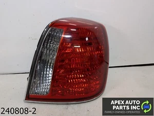 OEM 2004 Hyundai XG350 3.5L Passenger Right Tail Light Quarter Mounted - Picture 1 of 7