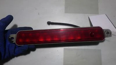 06 INFINITI QX56 TERCERA LUZ DE FRENO 265907S000 Foto 1 de 4