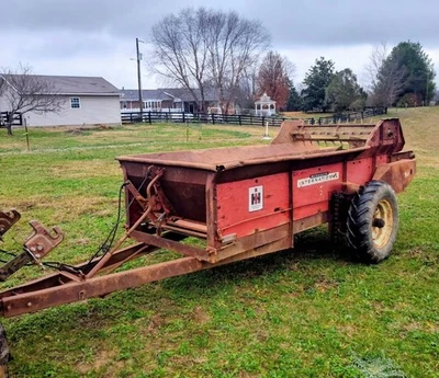 INTERNATIONAL MODEL 75 NICE!  MANURE SPREADER (FREE 1000 MILE DELIVERY FROM KY) - Image 1 of 4