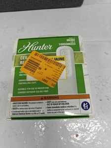 Hunter 99392 Universal 3 Speed Ceiling Fan Handheld Remote Control in White - Picture 1 of 2