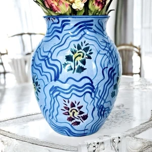 Vintage Tiffany & Co ALFAMA Vase handbemalt abstrakt Blumen blau Steingut NEU - Bild 1 von 7