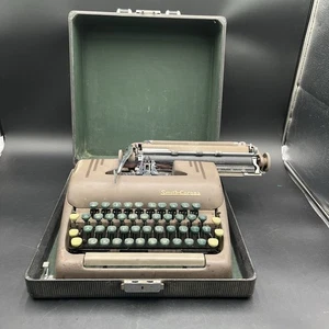 Vintage 1949 Smith Corona Portable Silent Typewriter Brown Case Type Writer - Picture 1 of 10