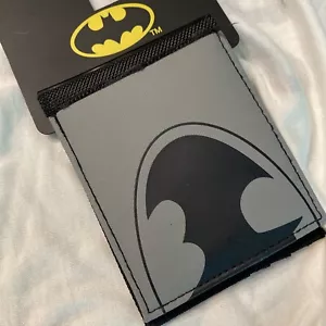 Batman DC Comics Bifold Outer Zipper Pocket Gray Black Canvas Wallet - Picture 1 of 7