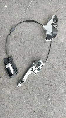 CITROEN C5 MK3 X7 08-15 REG OSF DRIVERS FRONT DOOR LOCK MECHANISM & HANDLE - Image 1 of 2