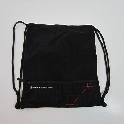 Bolso con cordón de vinilo negro con bolsillo con cremallera Lululemon Membership Foto 1 de 4