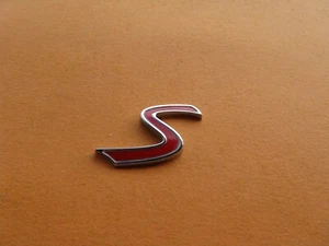 00 01 02 03 04 05 06 07 08 09 10 11 12 13 MINI COOPER S EMBLEM LOGO BADGE A41426 - Picture 1 of 3