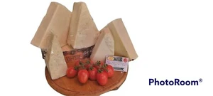 Pecorino romano D.O.P 1 KG - Foto 1 di 4