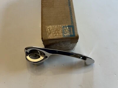 Nos gm 1963-1964 Corvette and 1961-1964 Impala RH Outer Door Handle gm# 9702886 - Image 1 of 4