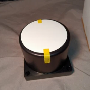 Edmund Scientific H49677 optics retroreflector 50.8 mm clear aperture (2.0") Au - Picture 1 of 9