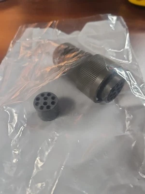 Circular Connector Assembly CA3106E18-1S-B-15F0 - Image 1 of 3