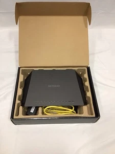 NETGEAR R6900 Nighthawk Ac1900 Smart WiFi Router - Picture 1 of 4