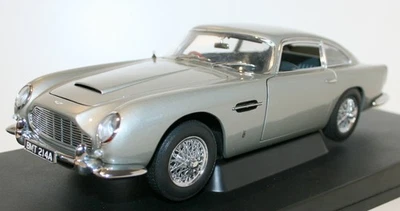 Autoart 1/18 Scale 70020 Aston Martin DB5 Silver 007 James Bond Goldfinger - Image 1 of 4