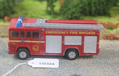 Husky Red Emergency Fire Brigade Fire Engine Fair FNQHotwheels U2324 - image 1 of 4