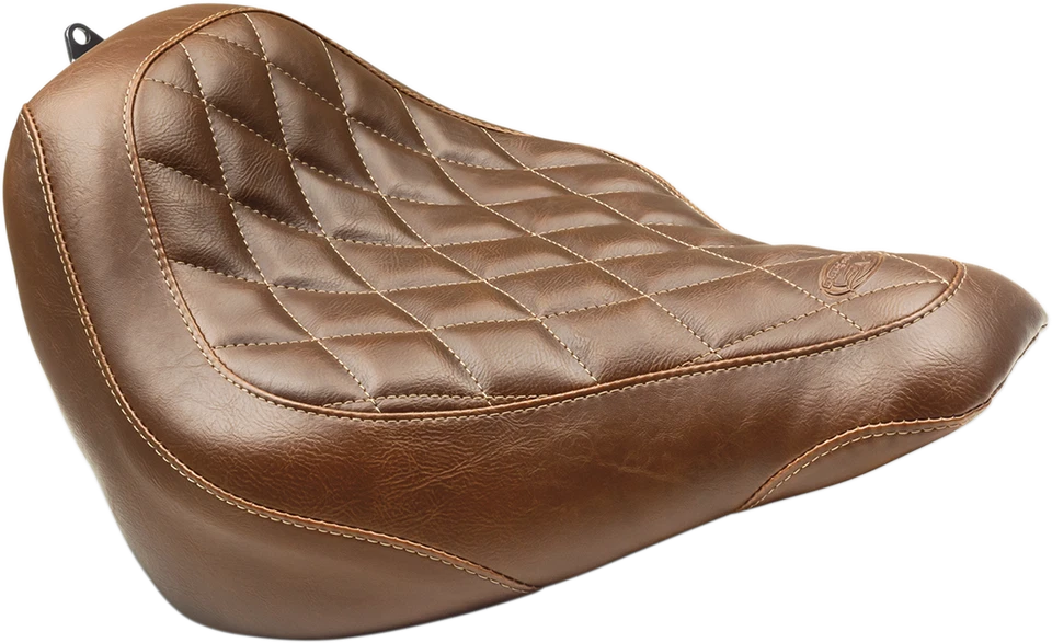 Assento Mustang Wide Tripper Solo Marrom Diamante Frente - sem Encosto 83053 - Imagem 1 de 1
