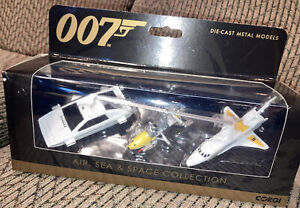James Bond Collection, Space Shuttle, Little Nellie, Lotus Esprit Corgi TY99283
