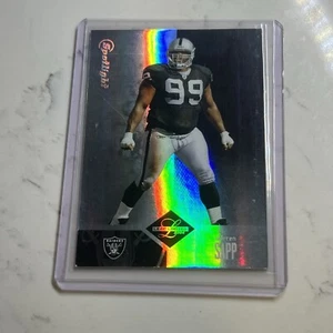 2004 Leaf Limited Silver Spotlight #98 Warren Sapp /50 Holo Foil Refractor - Picture 1 of 4