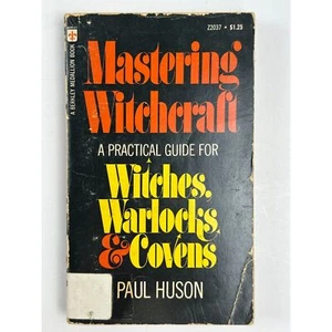 Paperback Book Mastering Witchcraft Paul Huson 1971 Fourth Printing - Foto 1 di 5